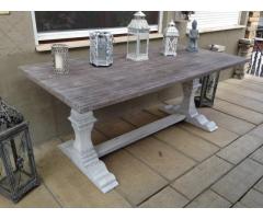 Provence bútor, antikolt trón asztal, ebédlő asztal.