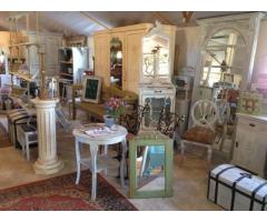 Provence bútor, antikolt bútorok.