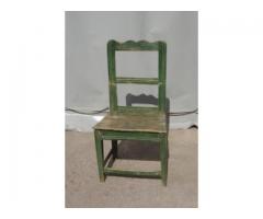 Zöld fa rusztikus szék