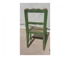 Zöld fa rusztikus szék