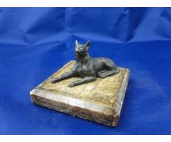 6084 Antik bronz kutya szobor farkaskutya