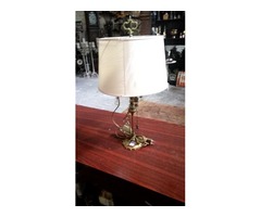 Különleges régi asztali lámpa
