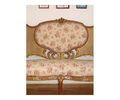 Aranyozott rokokó kanapé