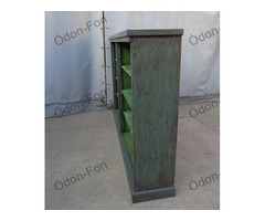 Szürke színű- zöld polcos szekrény