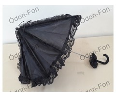 Fekete csipkés esernyő: