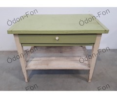 Zöld-fehér konyhaasztal hasáb alakú lábbal