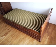 Antik tölgy ágy,és gardrób szekrény