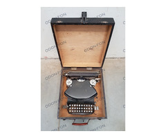 Adler táska írógép