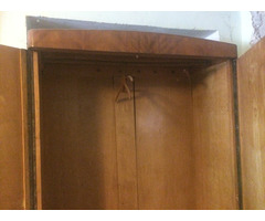 Antik szekrény, két ajtós a 30-40 es évekből