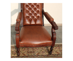 A112 Chesterfield karfás bőr pihenő szék