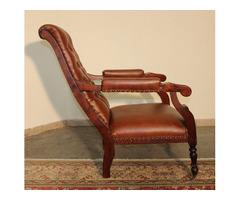A112 Chesterfield karfás bőr pihenő szék