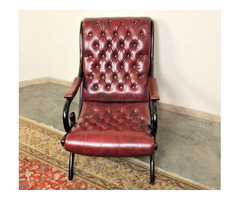 A124 Chesterfield antik burgundi színű bőr pihenő szék