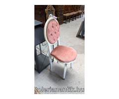 Fehérre antikolt neobarokk szék arany díszítésekkel