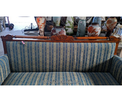 Biedermeier kanapé kék csíkos kárpittal