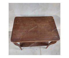 Íves lábú téglalap alakú szalon asztal