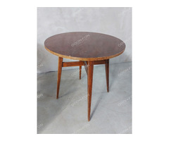 Retro kör alakú szalon asztal