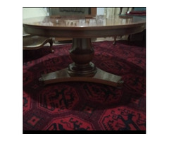 Neobarokk intarziás kerek asztal