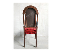 Bordó bársonykárpitos szék íves háttámlával