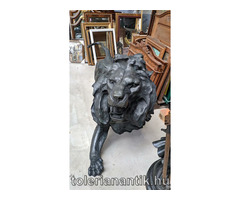 Életnagyságú bronz oroszlán szobor