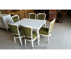 Fehérre antikoltneobarokk kihúzhatós asztal 6 db zöld kárpitos székkel