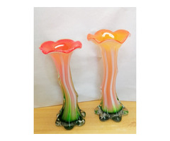 Virág formájú, bordázott oldalú szakított Muránói váza páros Olaszországból.