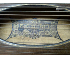 Kézműves stájer citera, egyedi antik darab, felújítandó állapotban. Hangszer gyűjteménybe való