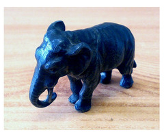 Elefánt apróság ónból, antik, miniatúra gyűjteménybe való darab
