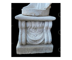 Antonio Canova –Vénusz Italia szobor reprodukció posztamensen