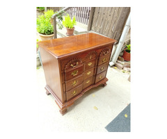 1990s Thomasville Chippendale Style Cherry Blockfront Chest