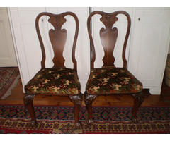 Antik asztal és székek