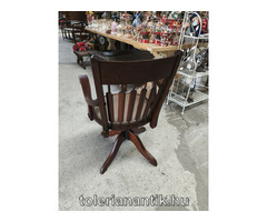 Régi borbély szék