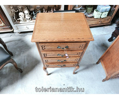 Neobarokk négyfiókos smizett