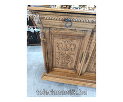 Ónémet faragott tálaló alsószekrény