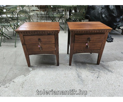 Kétfiókos éjjeli szekrény 2 db