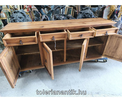 Négyajtós négyfiókos fenyő hosszú tálaló alsószekrény