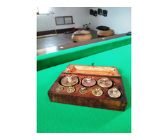 Antik réz mérlegsúly készlet fa dobozban