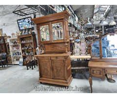 Ónémet tálaló szekrény fazettázott tükördíszítéssel