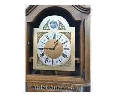 Neobarokk háromsúlyos negyedütős állóóra