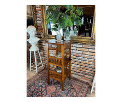 Szecessziós posztamens, szobortartó, virágtartó.