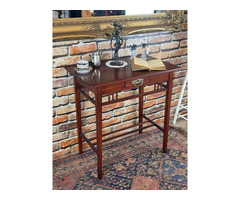 Felújított Szecessziós író asztal.