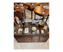 Felújított Utazóláda, dohányzó asztal 04.