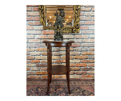 Felújított  asztal, posztamens 02.