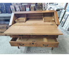 Neobarokk kétfiókos írószekreter