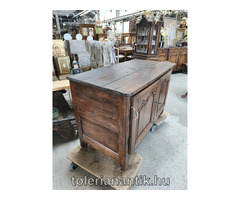 Régi barokk ládás szekrény