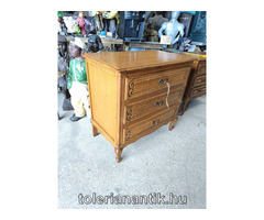 Neobarokk háromfiókos komód