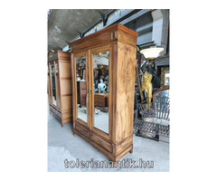 Kétajtós ónémet tükrös polcos akasztós szekrény