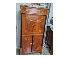 Szekreter, igényesen restaurálva