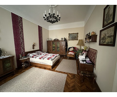 Komplett (egyben vagy külön) nagypolgári hálószoba bútorzat eladó – klasszikus koloniál stílus