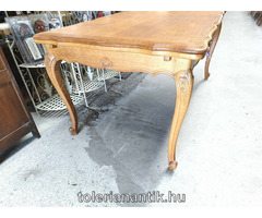 Neobarokk kihúzhatós étkező asztal