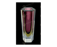 Színtelen–sárga–bíbor üvegváza